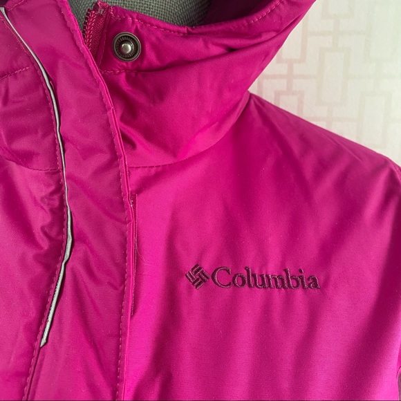 Columbia Girl’s Size Large Hooded Ski Jacket in Fuchsia and Wine - Picture 2 of 11